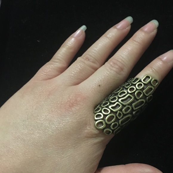 Reef Stretchy Finger Ring - Picture 3 of 6